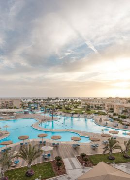 PICKALBATROS ROYAL MODERNA RESORT